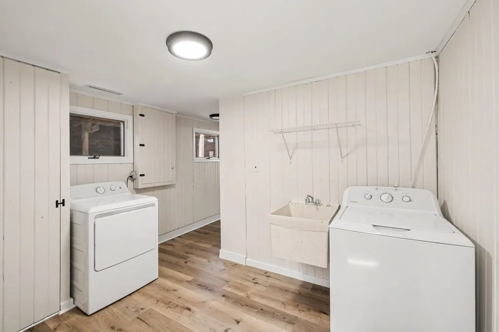 6600 Shoreline Court Boston Township MI 48881