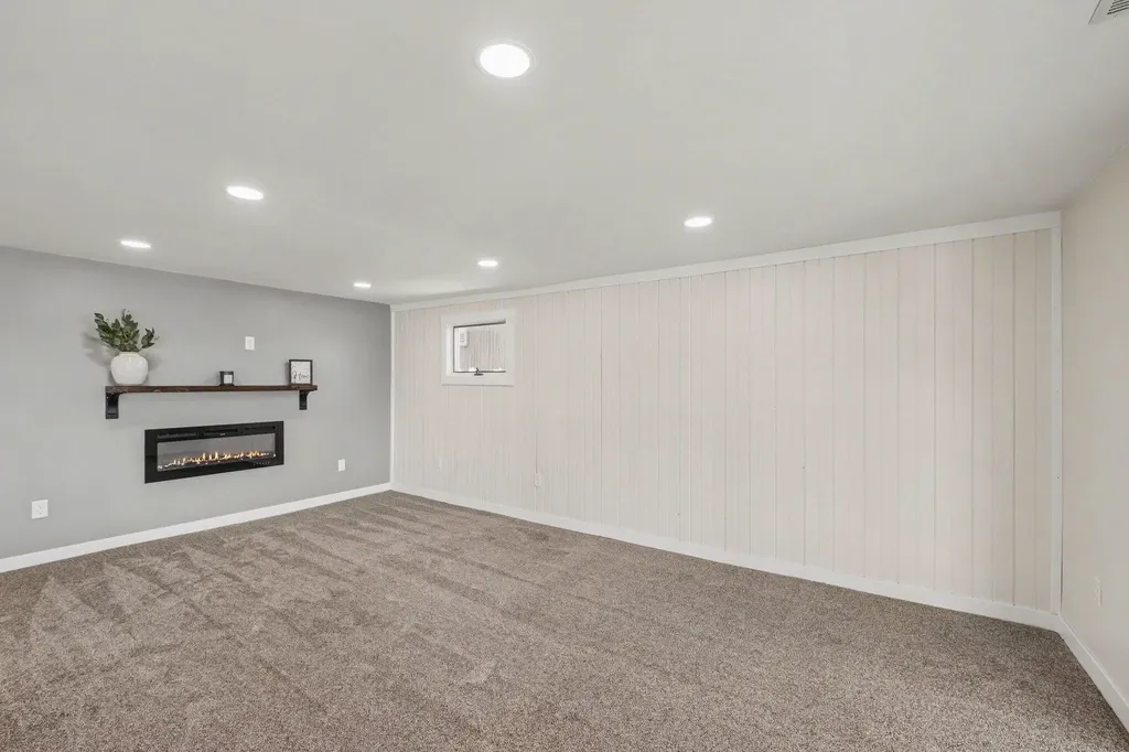 6600 Shoreline Court Boston Township MI 48881