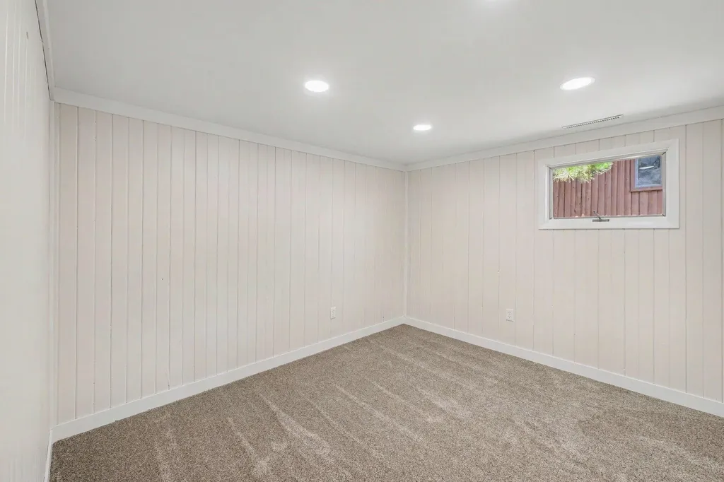 6600 Shoreline Court Boston Township MI 48881