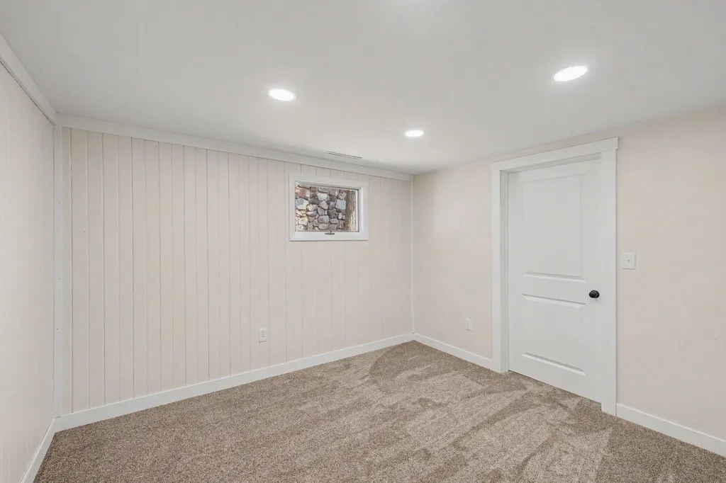 6600 Shoreline Court Boston Township MI 48881