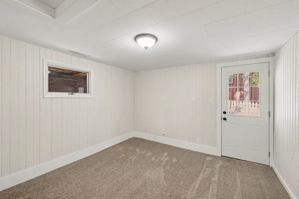 6600 Shoreline Court Boston Township MI 48881
