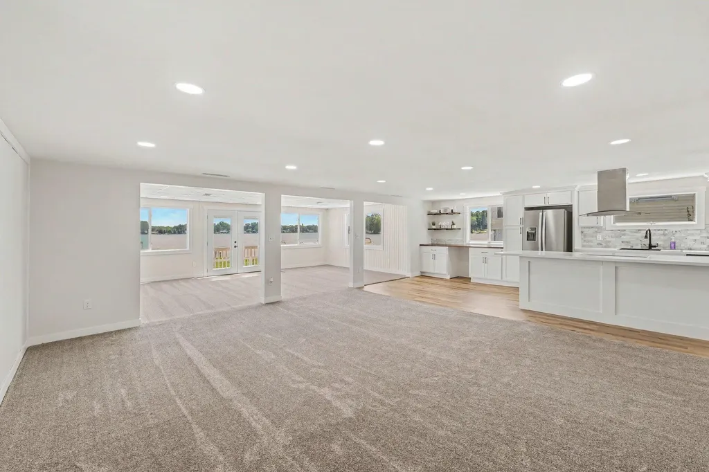 6600 Shoreline Court Boston Township MI 48881