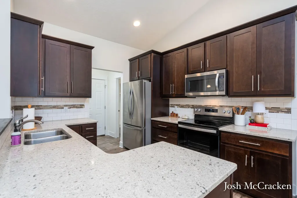 5195 76th Street SE Caledonia Township MI 49316