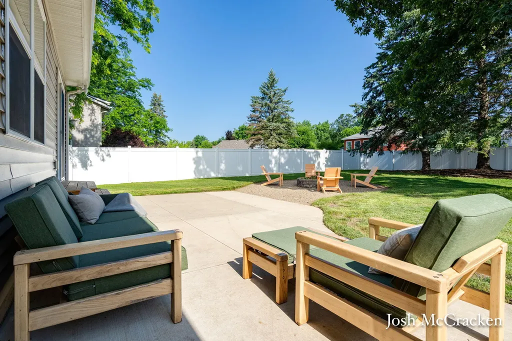5195 76th Street SE Caledonia Township MI 49316