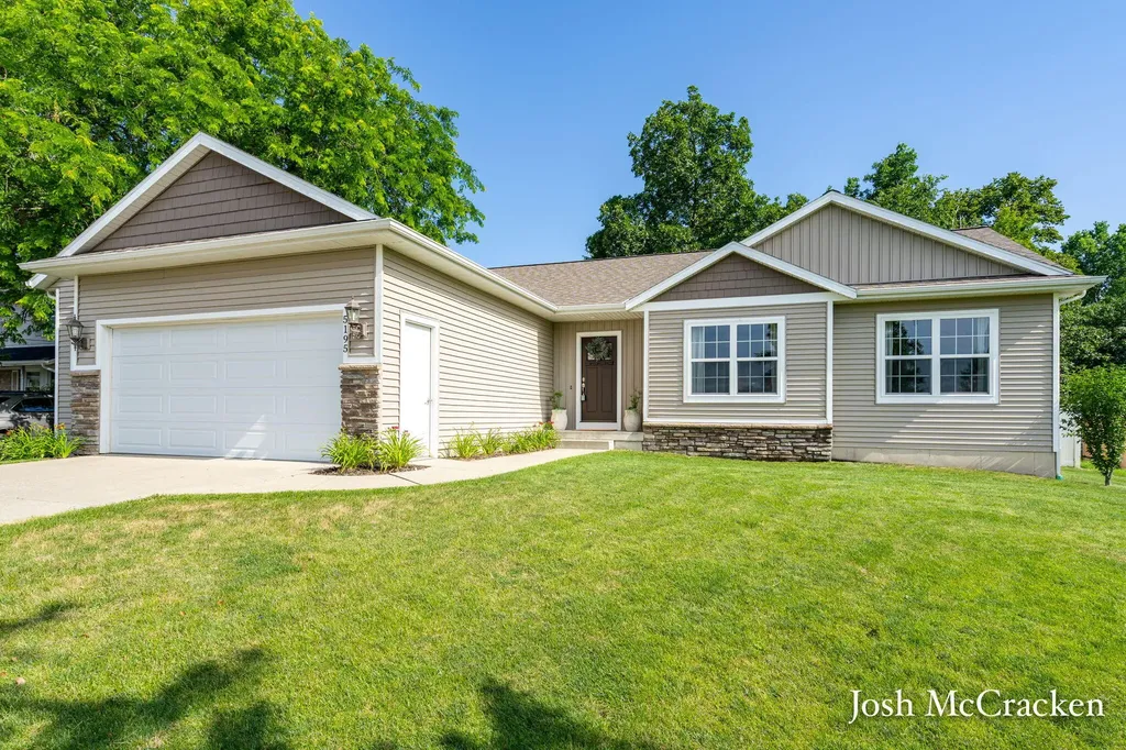 5195 76th Street SE Caledonia Township MI 49316