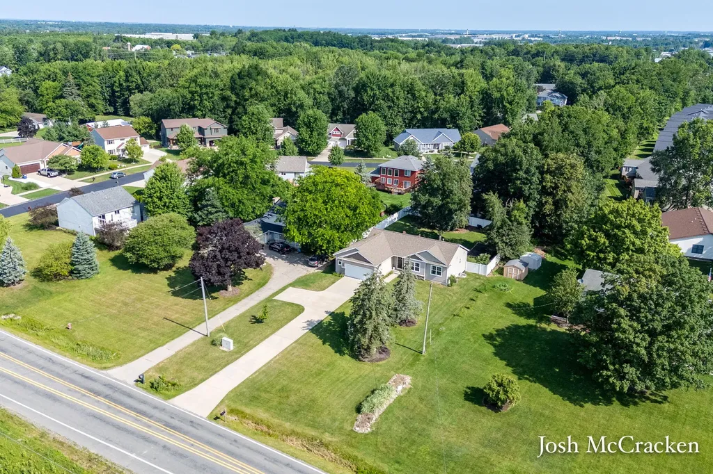 5195 76th Street SE Caledonia Township MI 49316