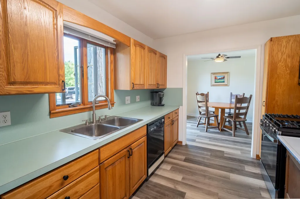 1124 Kusterer Drive NW Walker City MI 49534
