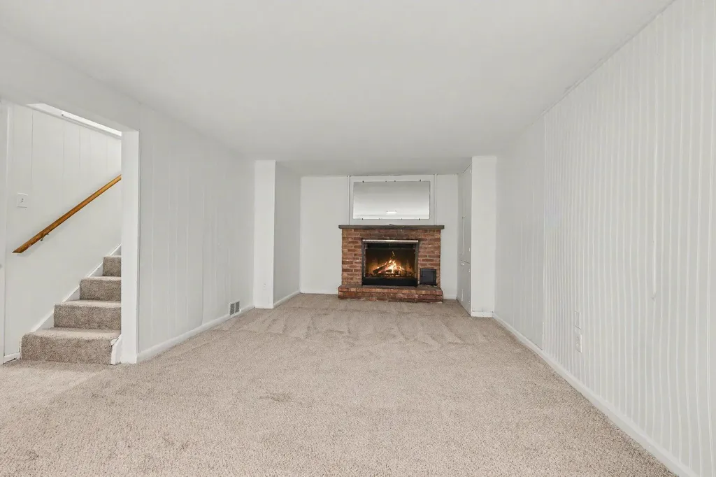 1628 Bridle Creek Street SE Kentwood City MI 49508