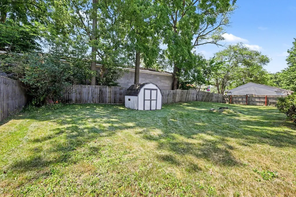 1628 Bridle Creek Street SE Kentwood City MI 49508