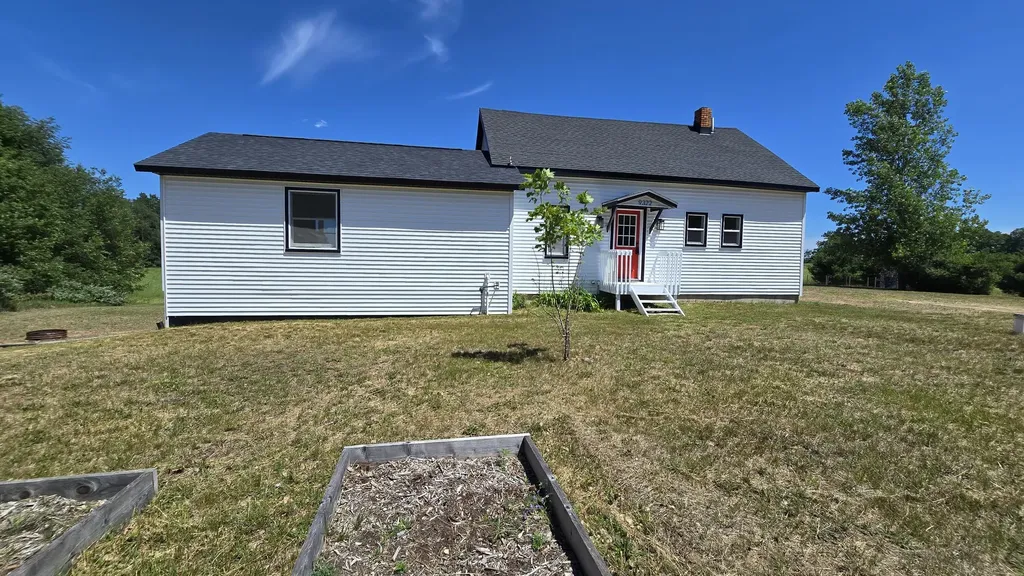 9322 N 80th Avenue Weare Township MI 49449