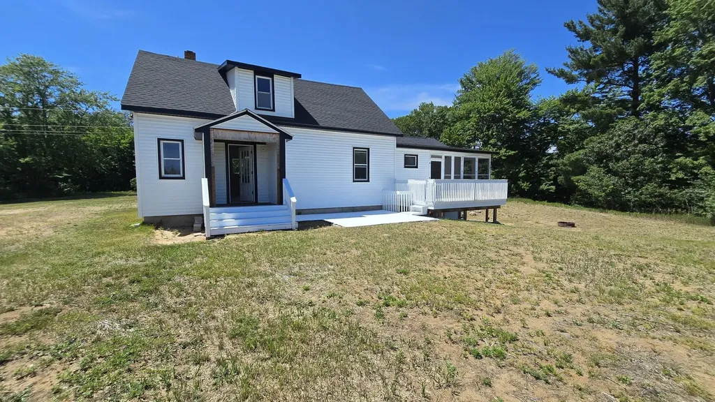 9322 N 80th Avenue Weare Township MI 49449
