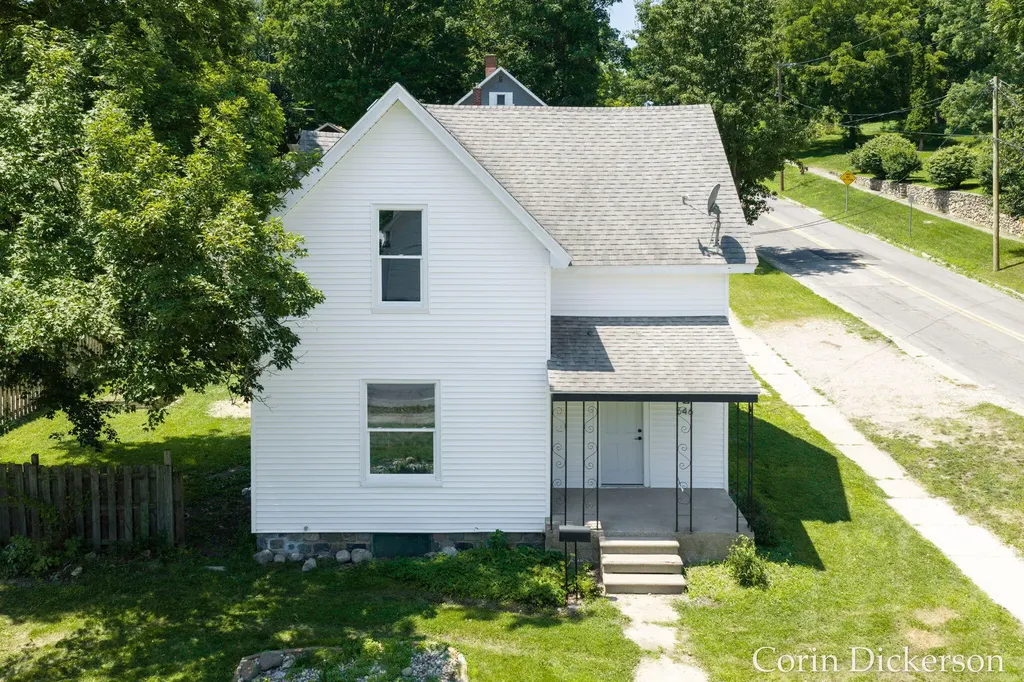 546 N Michigan Avenue Hastings City MI 49058