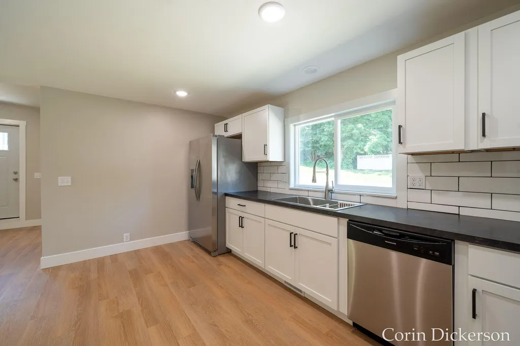 546 N Michigan Avenue Hastings City MI 49058