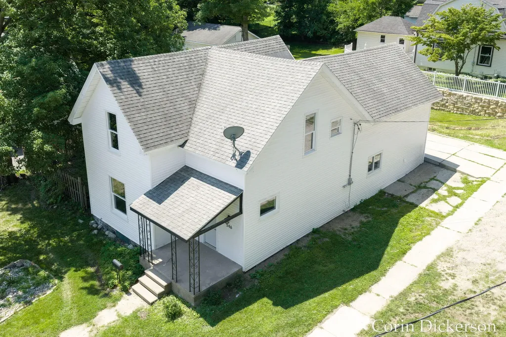 546 N Michigan Avenue Hastings City MI 49058