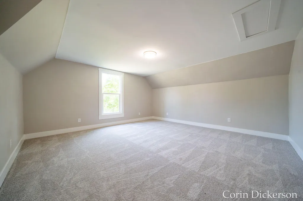 546 N Michigan Avenue Hastings City MI 49058