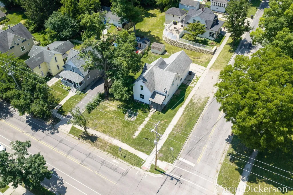546 N Michigan Avenue Hastings City MI 49058