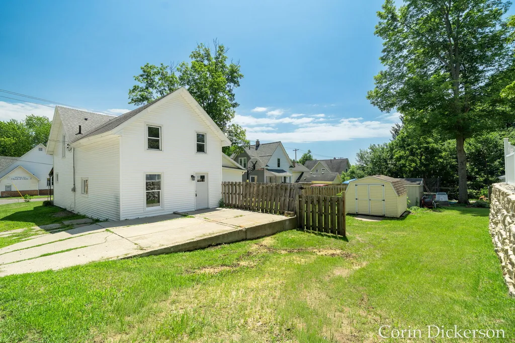 546 N Michigan Avenue Hastings City MI 49058
