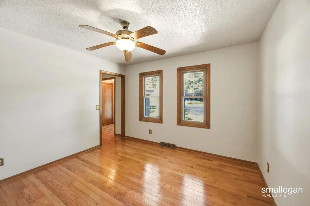 827 Shadybrook Drive Holland Charter Township MI 49424