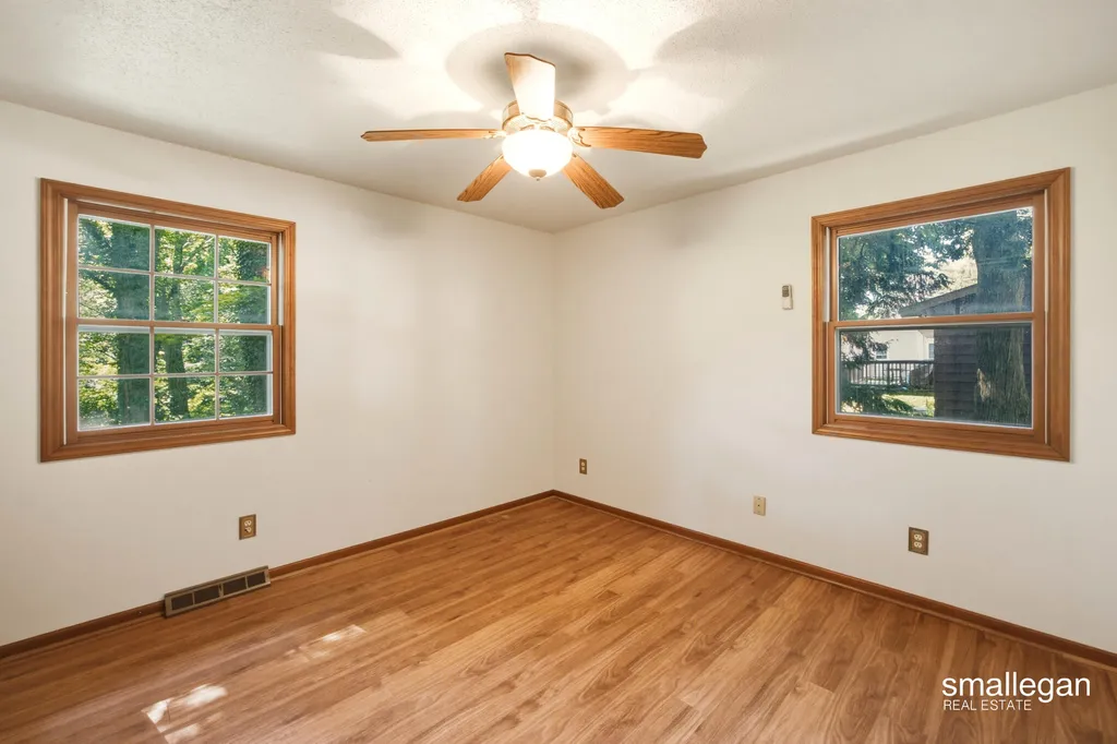 827 Shadybrook Drive Holland Charter Township MI 49424