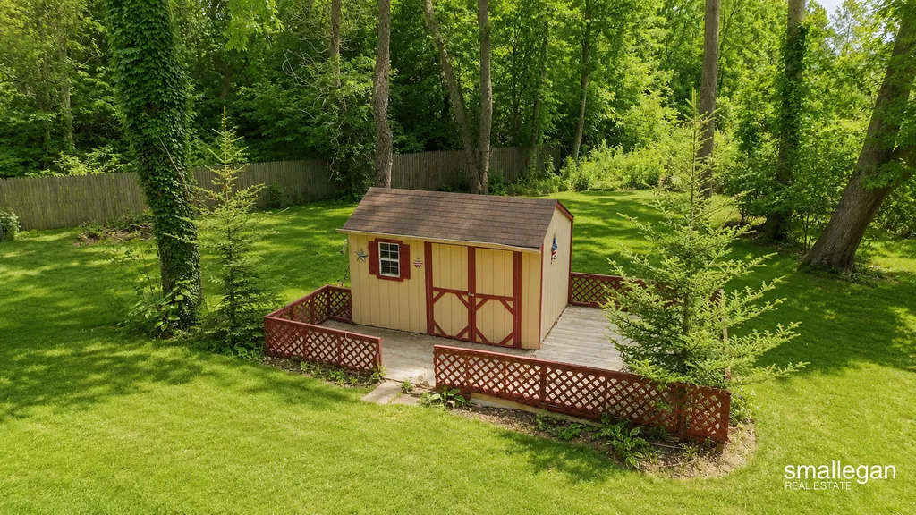 827 Shadybrook Drive Holland Charter Township MI 49424