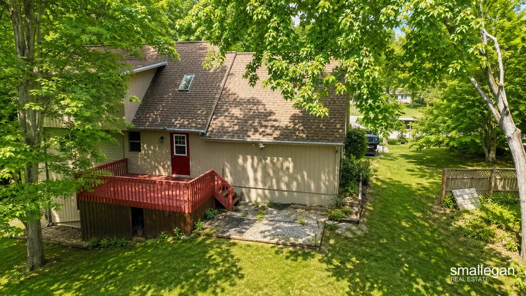827 Shadybrook Drive Holland Charter Township MI 49424