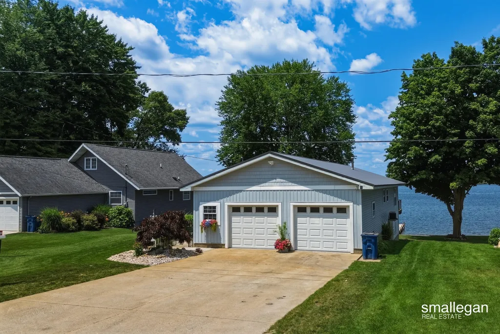 17230 Warrior Drive Winfield Township MI 49329