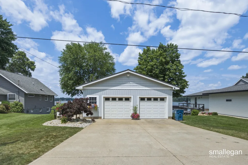 17230 Warrior Drive Winfield Township MI 49329