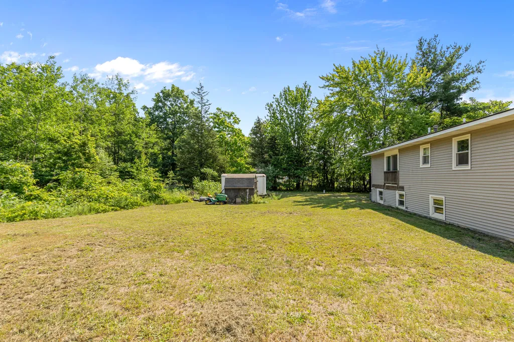 13687 New Holland Street Olive Township MI 49424