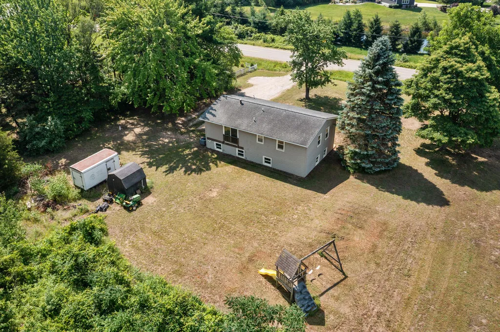 13687 New Holland Street Olive Township MI 49424