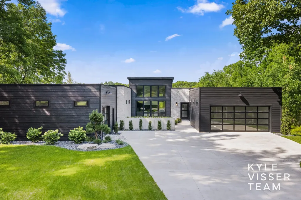 8151 28th Street SE Cascade Charter Township MI 49301