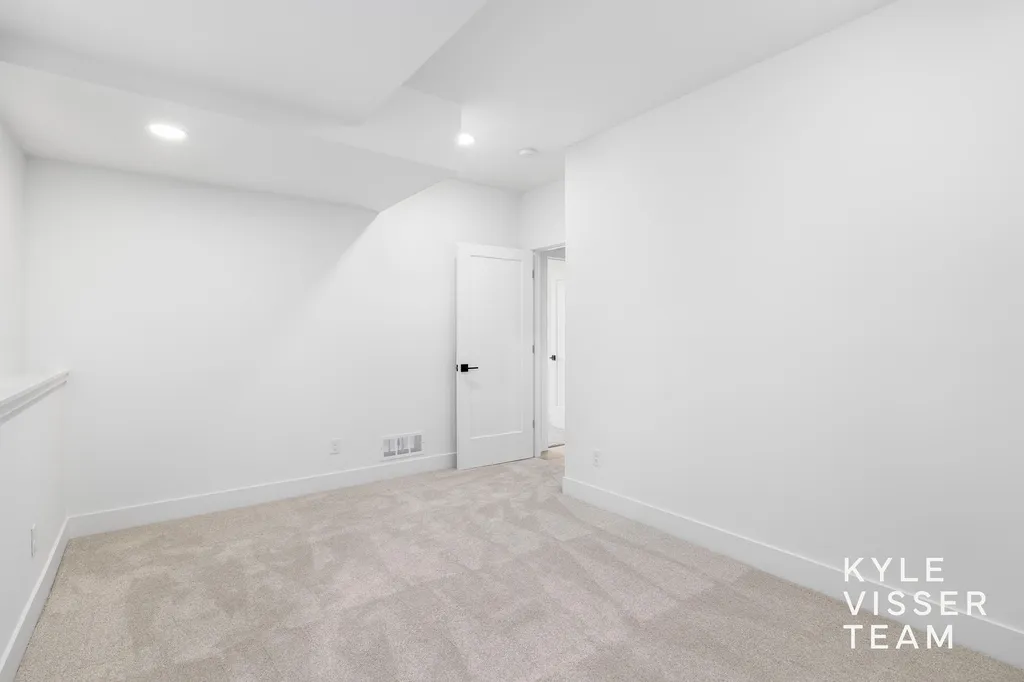 8151 28th Street SE Cascade Charter Township MI 49301