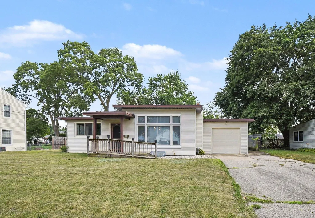 3810 Cheyenne Drive SW Grandville City MI 49418