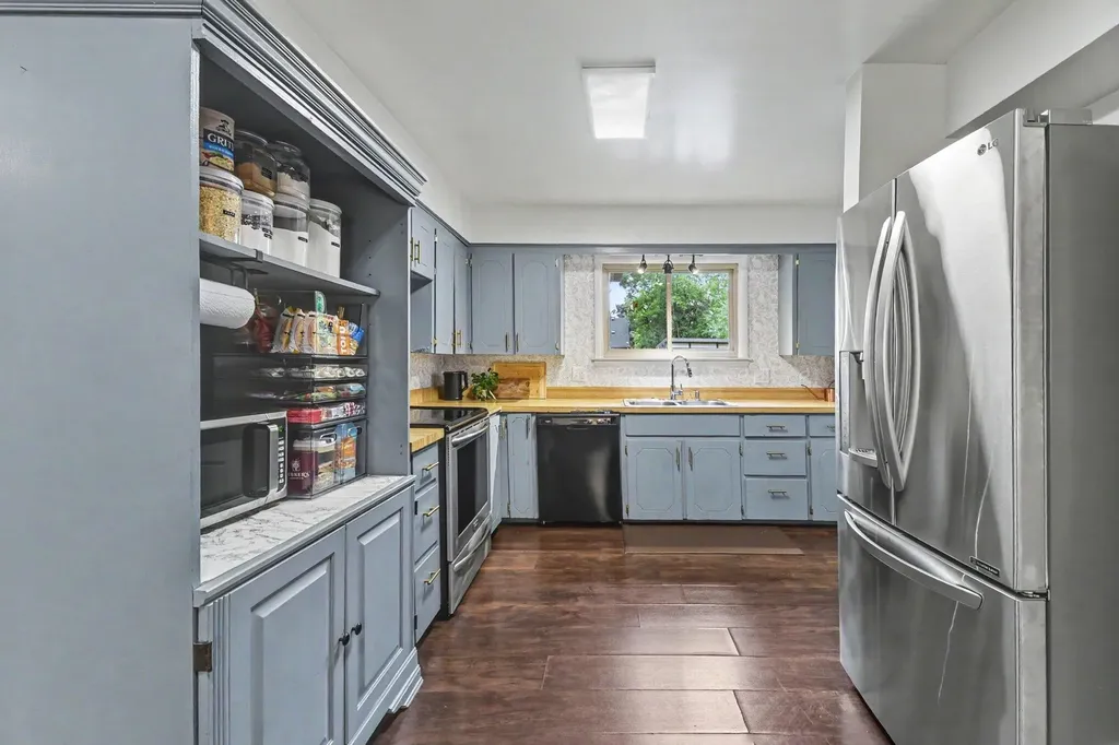 3810 Cheyenne Drive SW Grandville City MI 49418