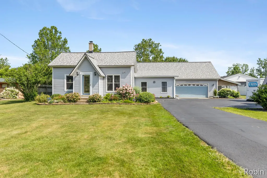 1213 Hayes Street NW Wright Township MI 49435