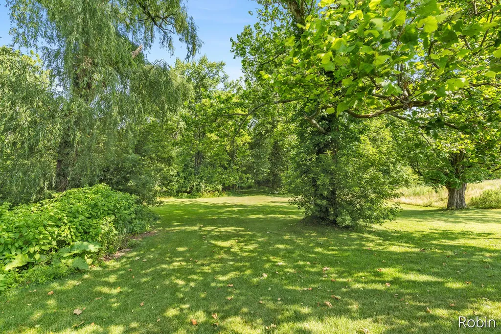 1213 Hayes Street NW Wright Township MI 49435