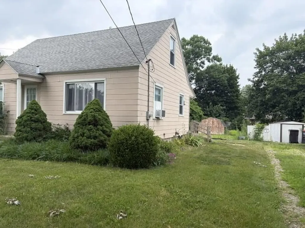 1095 Vos Street Georgetown Charter Township MI 49428