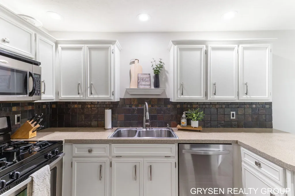 3106 Hudson Street Hudsonville City MI 49426