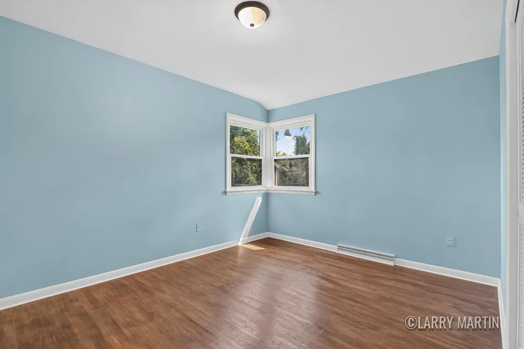 1916 Manning Avenue NW Walker City MI 49534