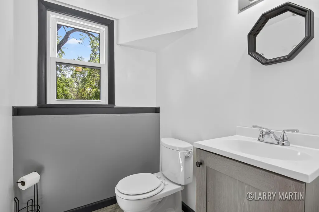 1916 Manning Avenue NW Walker City MI 49534