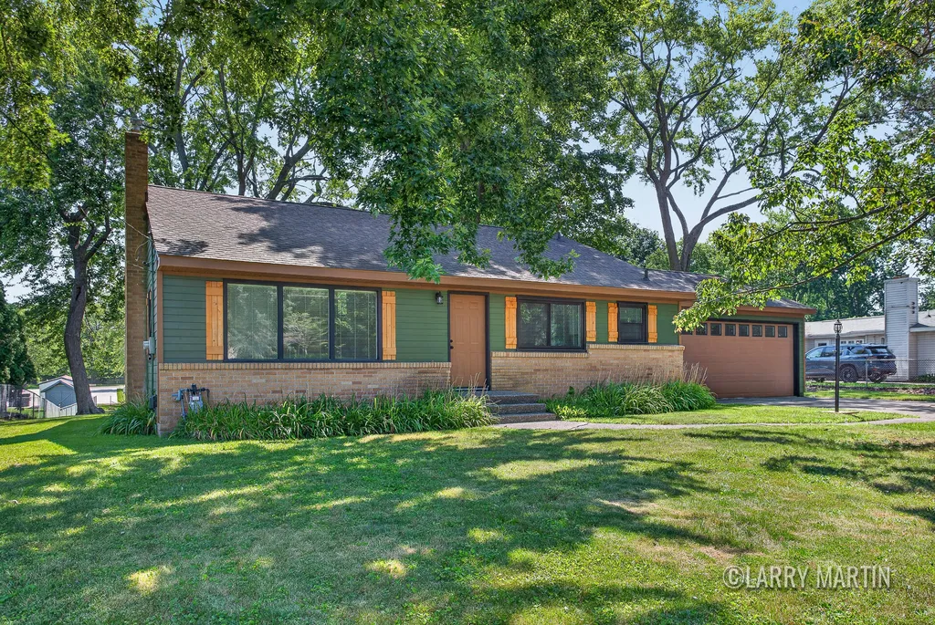 1916 Manning Avenue NW Walker City MI 49534