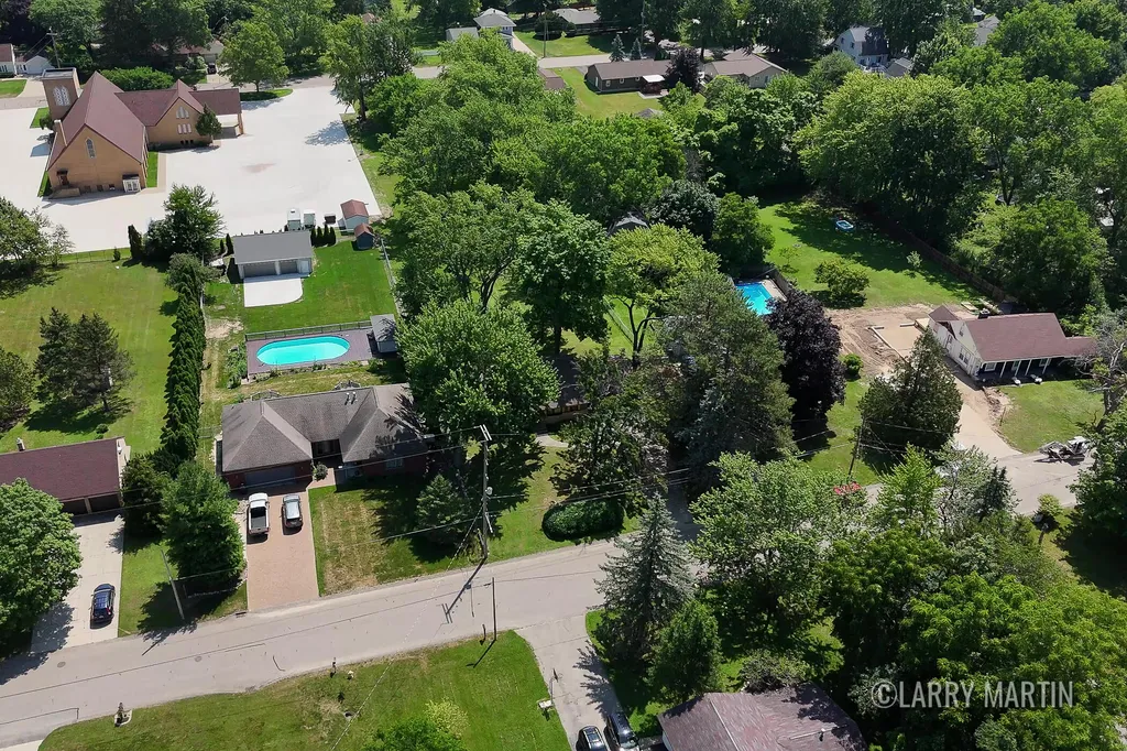 1916 Manning Avenue NW Walker City MI 49534