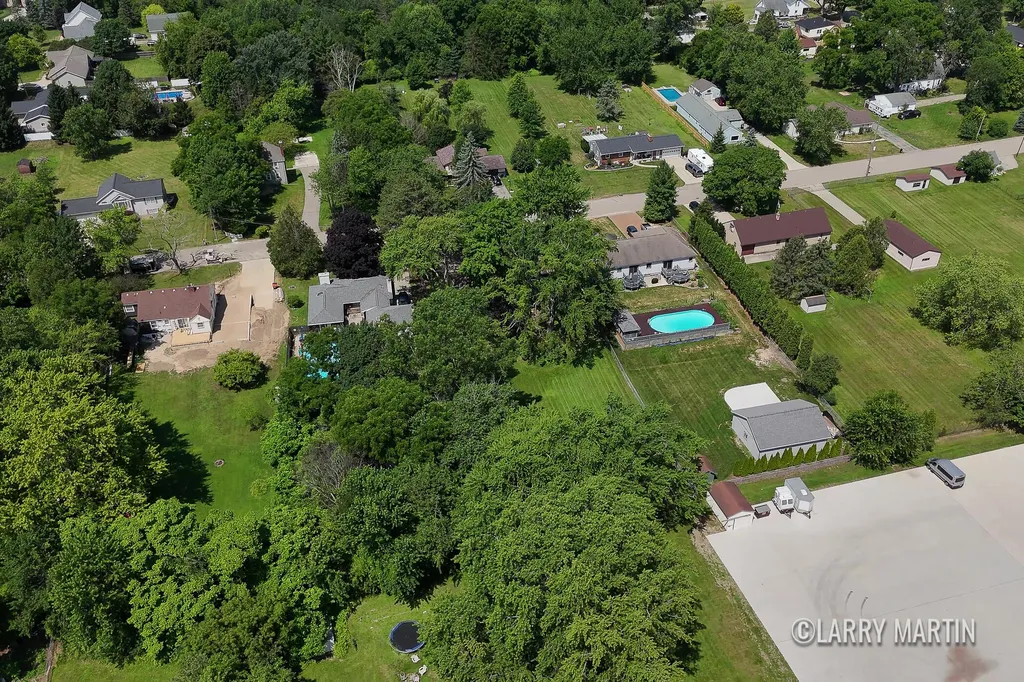 1916 Manning Avenue NW Walker City MI 49534