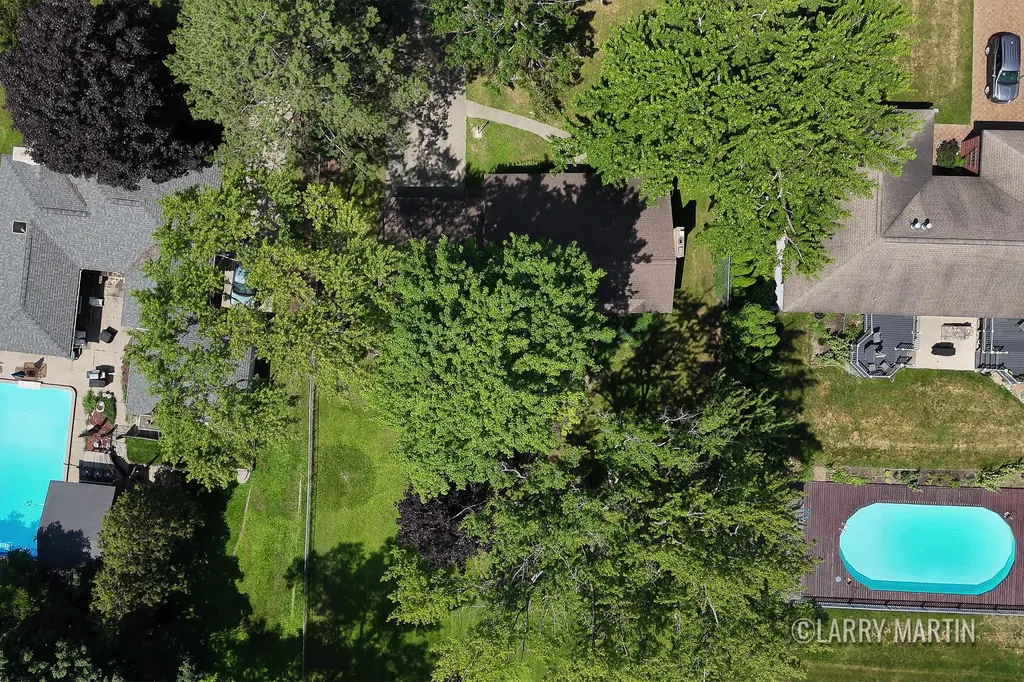 1916 Manning Avenue NW Walker City MI 49534