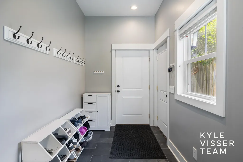 2412 Lake Drive SE East Grand Rapids City MI 49506