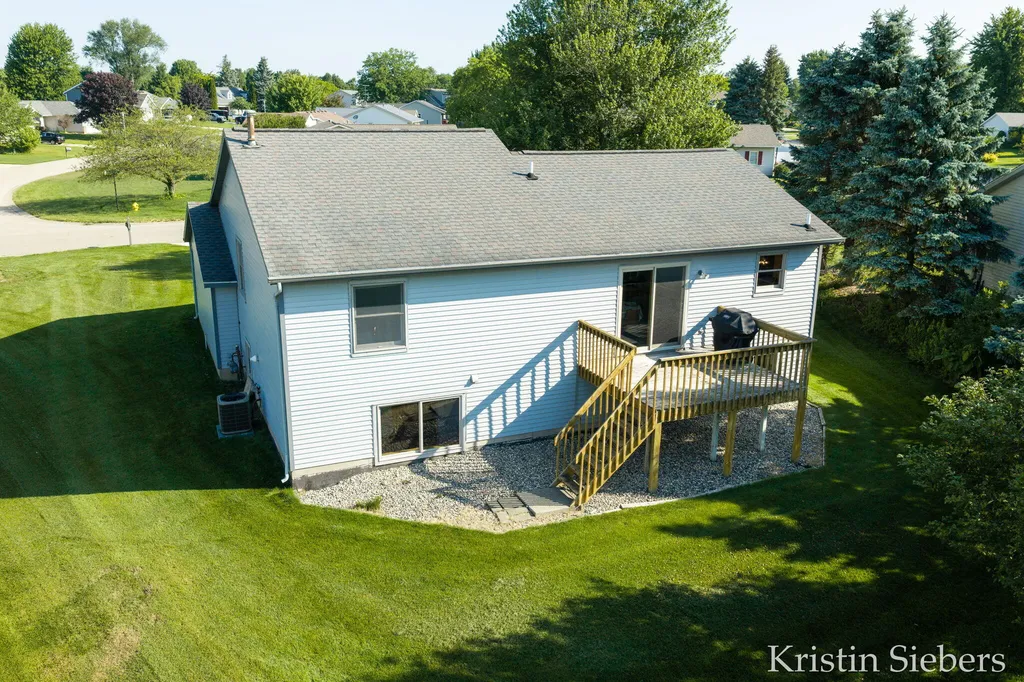 3220 Cornerstone Lane Holland Charter Township MI 49424