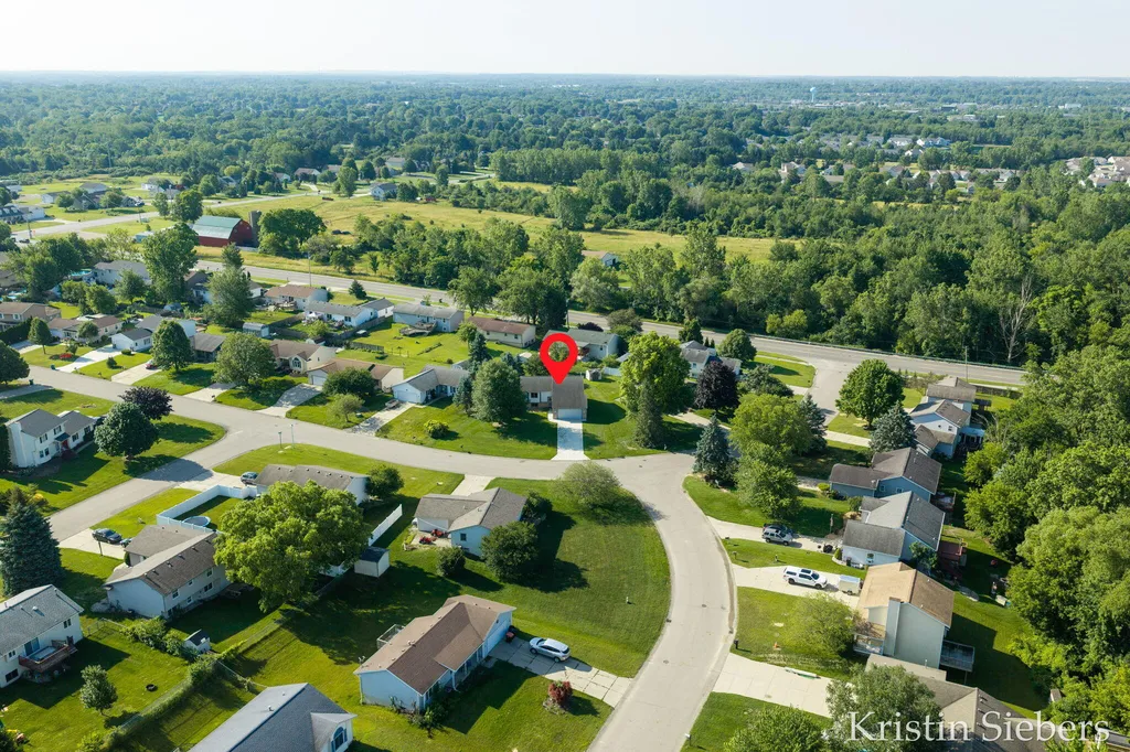3220 Cornerstone Lane Holland Charter Township MI 49424