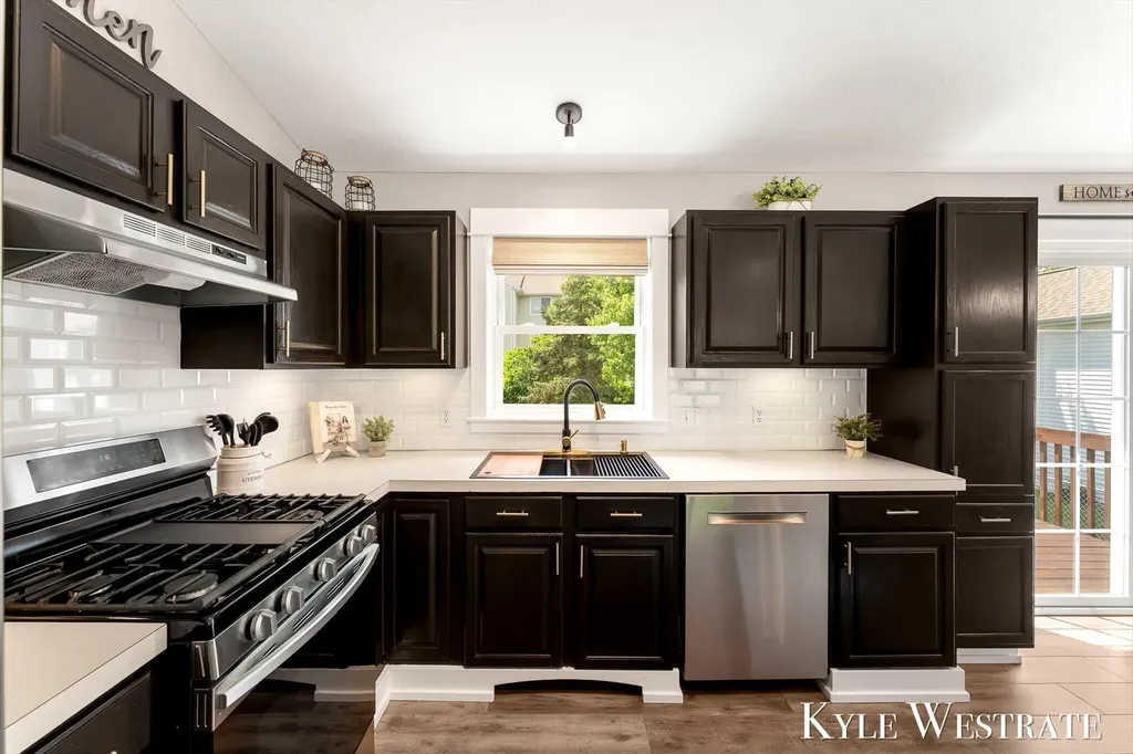 161 Rollingwood Drive Rockford City MI 49341
