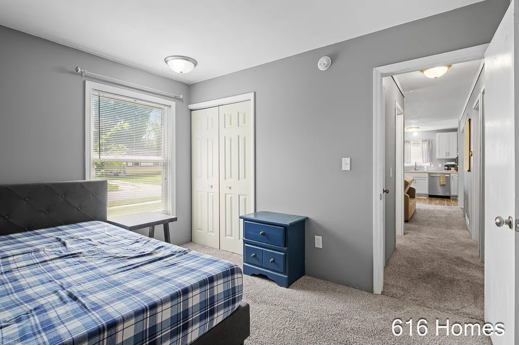 1911 Benjamin Avenue NE Grand Rapids City MI 49505