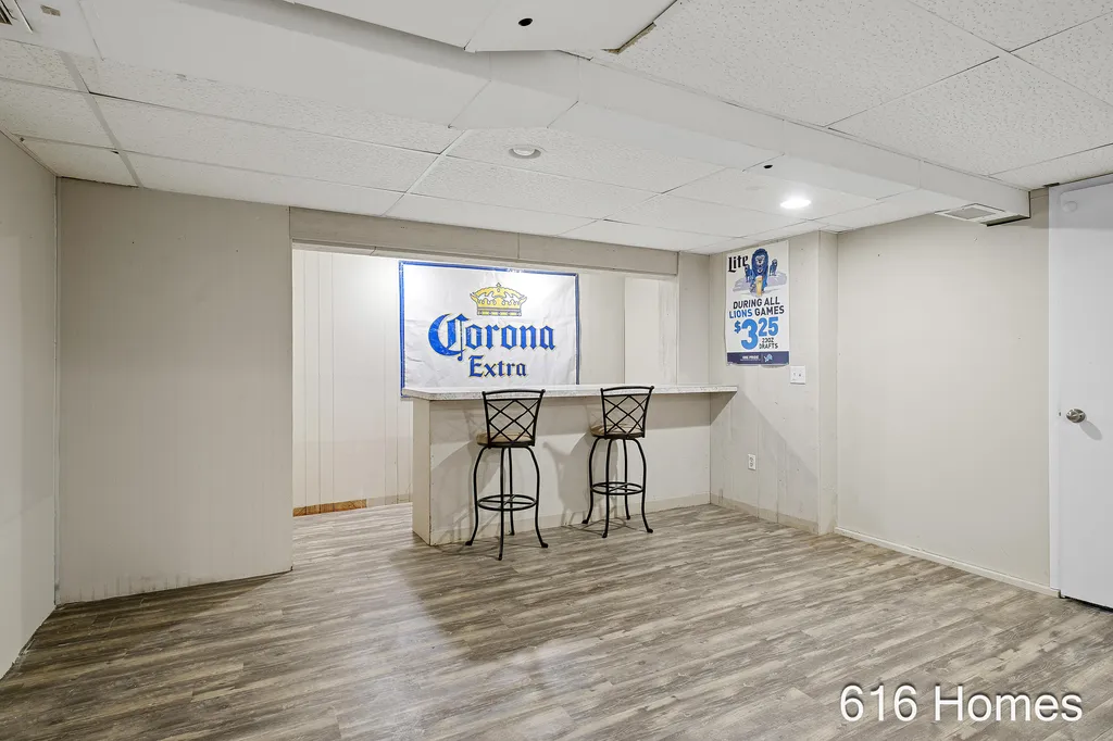 1911 Benjamin Avenue NE Grand Rapids City MI 49505