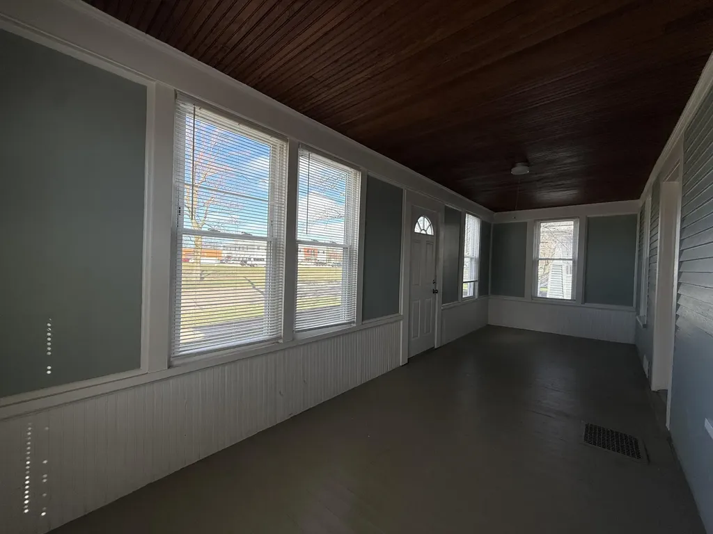 1732 7th Street Muskegon City MI 49441